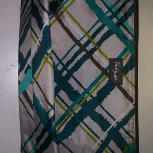 31 Thirty One Sea Plaid Thermal Zipper Pouch
